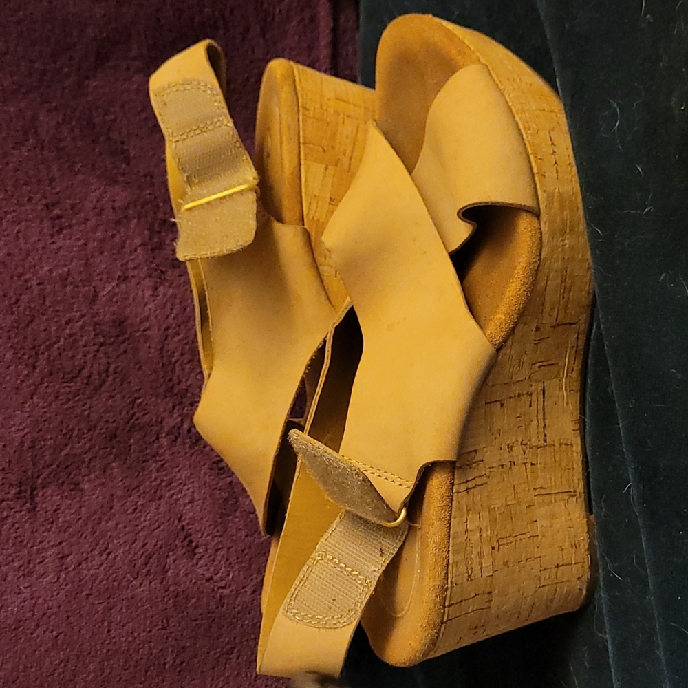 Clarks artisan